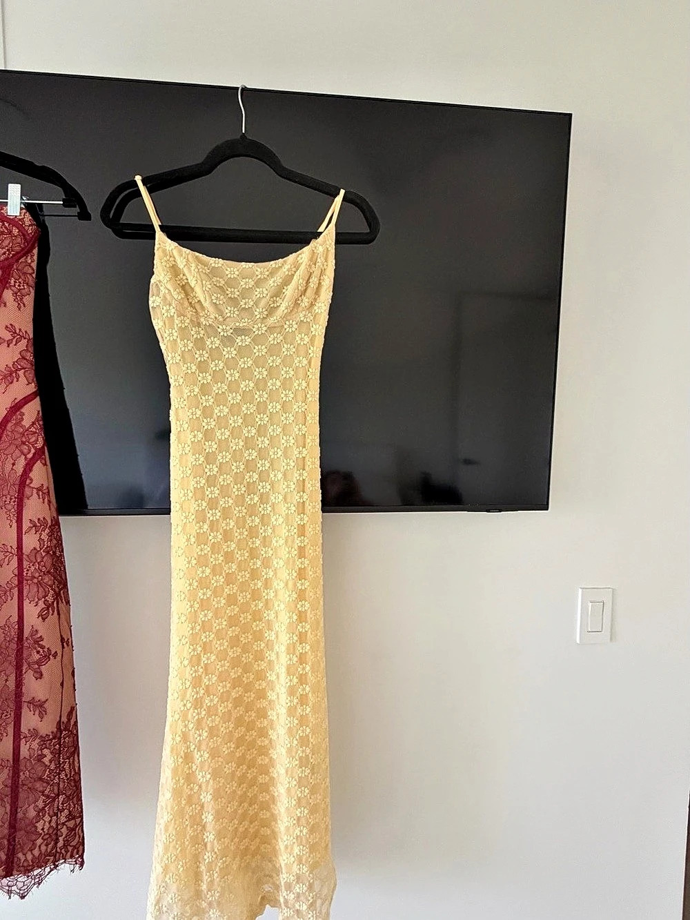 Bardot Taryn Lace Detail Floral Maxi Dress Yellow Small Like New